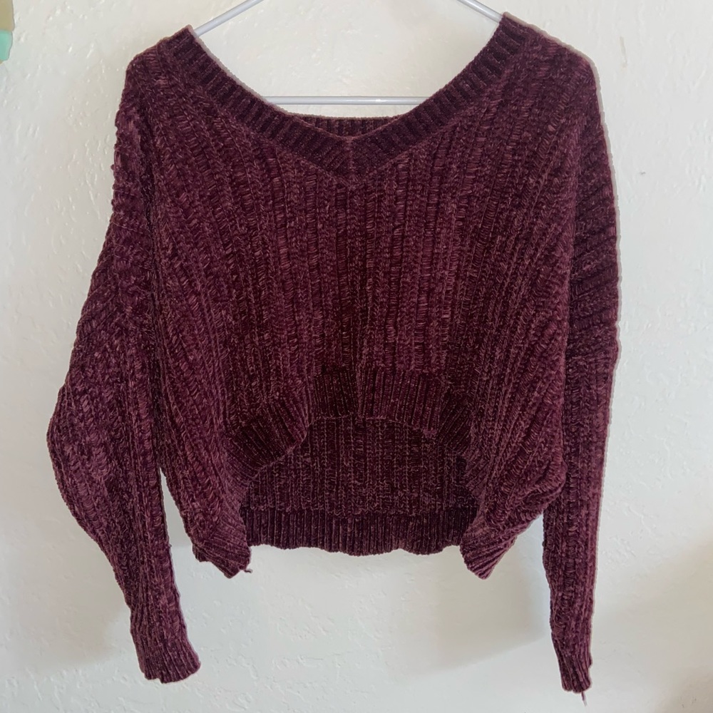v-neck maroon velvet knitted cropped sweater